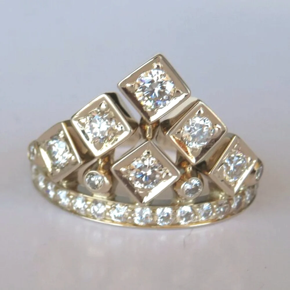 H Stern 18K Gold Diamonds King Ring 